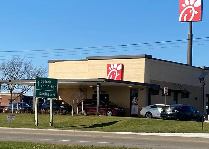 Family Hotel: Baymont By Wyndham Flint Airport North